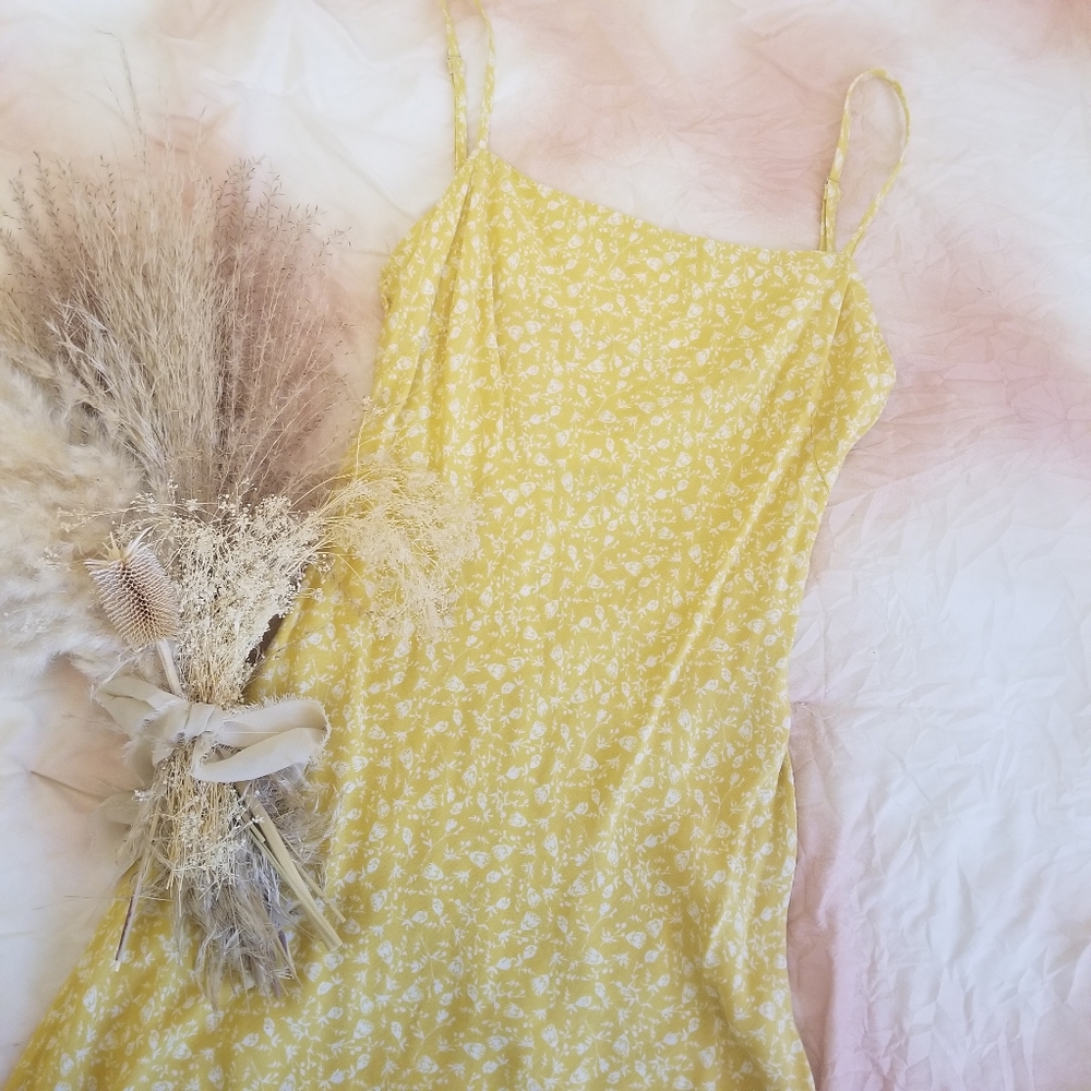 Lux Clothing • Mustard Yellow Baby Floral Midi Slip Dress M
